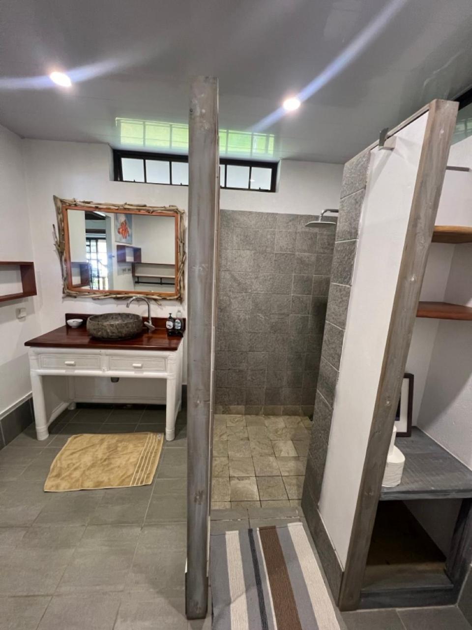 Fare Tetahora Villa Tevaitoa Екстериор снимка